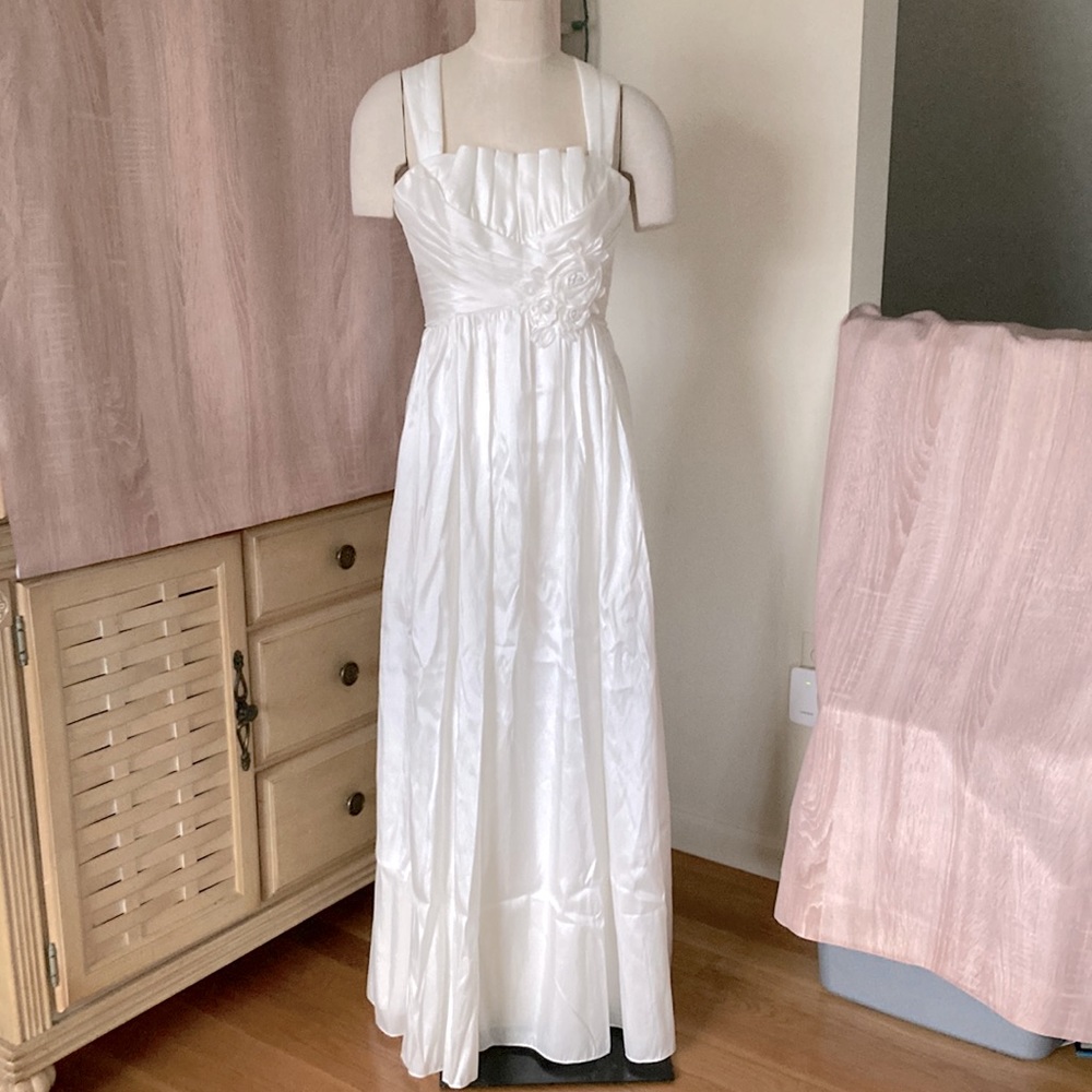 WTOO wedding dress Sz 10